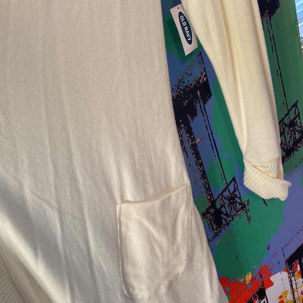 Cardigan - Picture 3 of 4